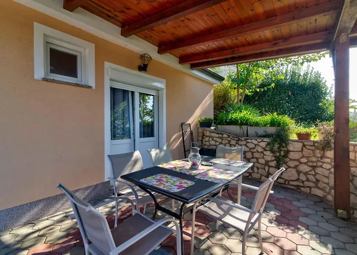 Apartman In 53747