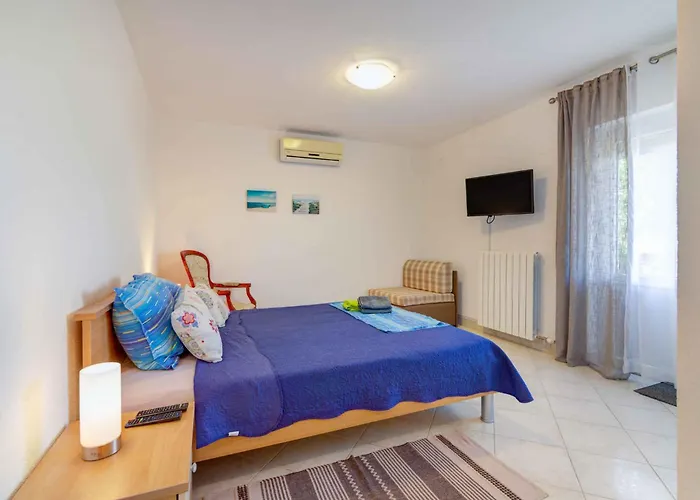 In 53747 Apartman