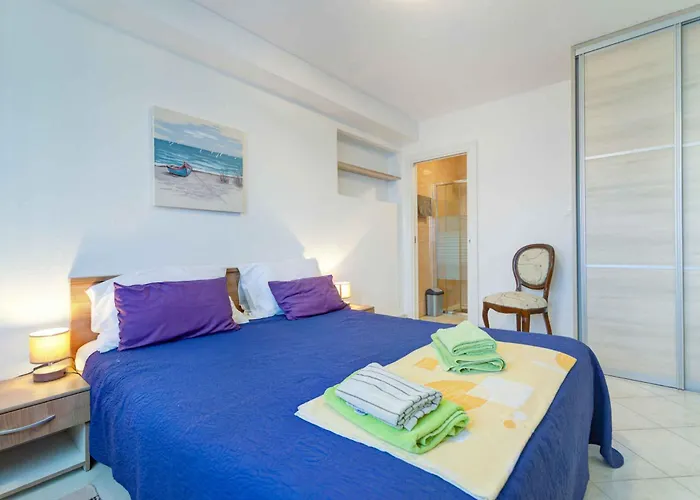 Apartman In 53747