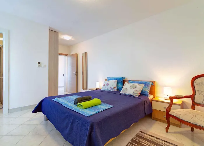 Apartman In 53747 Novi Vinodolski